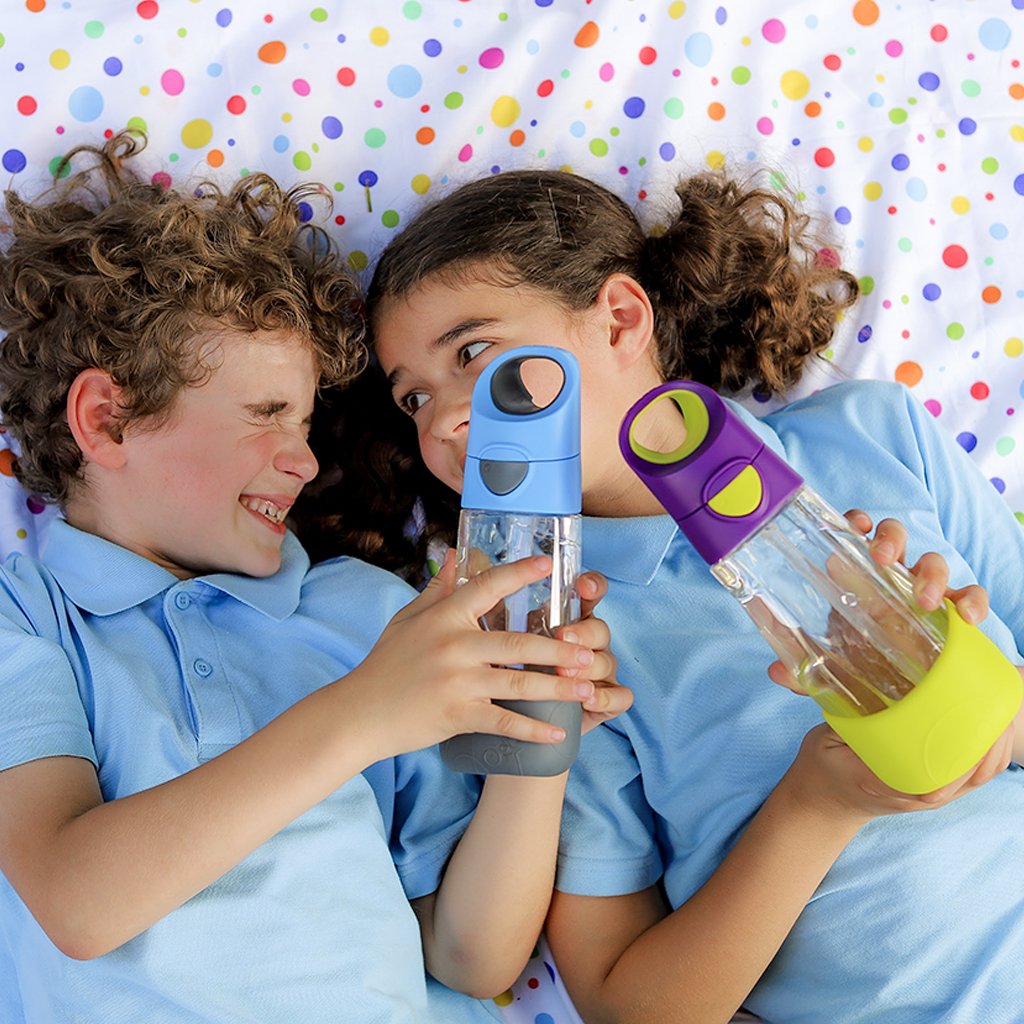 children with tritan drink bottle 600ml - passion splash - b.box for kids