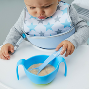 child with Bowl + straw - ocean breeze - b.box for kids