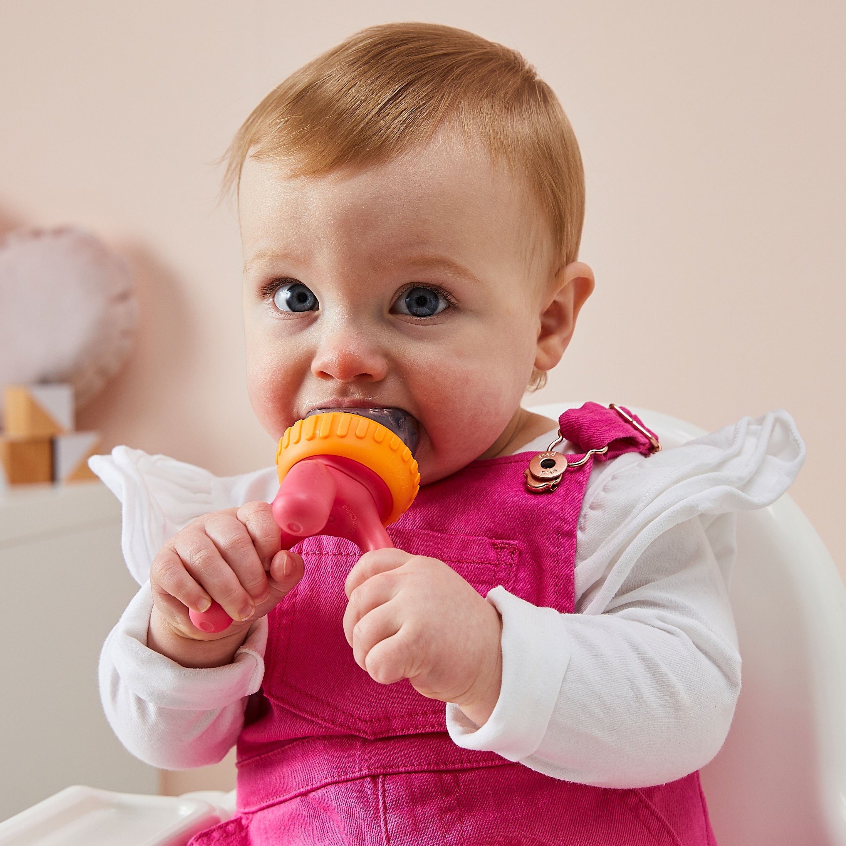siliconen voederautomaat voor vers voedsel - strawberry shake