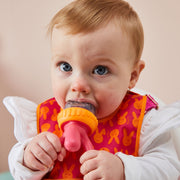 child with silicone fresh food feeder - strawberry shake - b.box for kids
